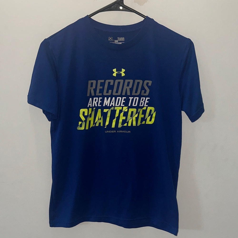 Under Armour Boya Tee in Blue with Yellow Graphic